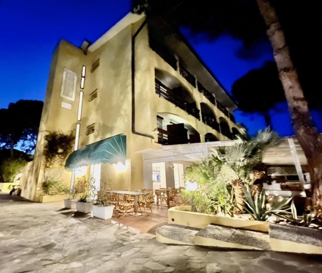 מרינה די קמפו Hotel Meridiana מראה חיצוני תמונה