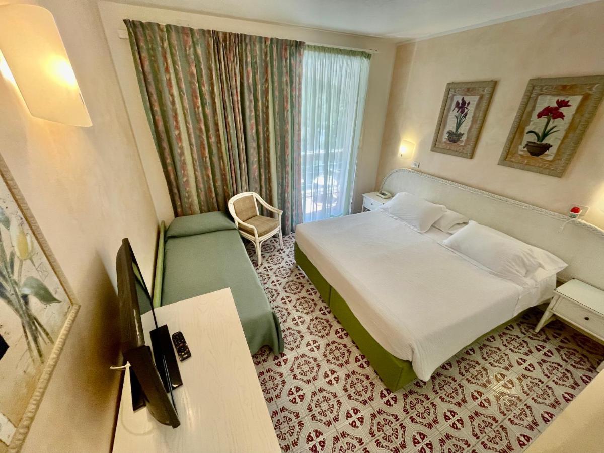 מרינה די קמפו Hotel Meridiana חדר תמונה